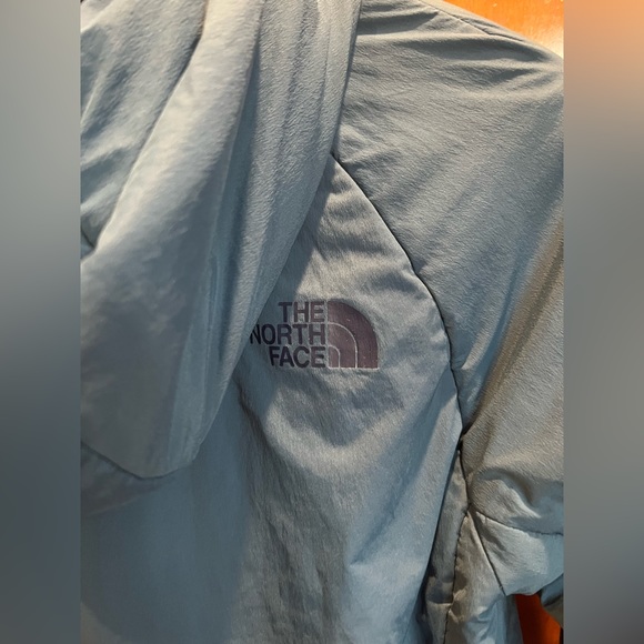 The North Face Puffer Jacket - Picture 3 of 5